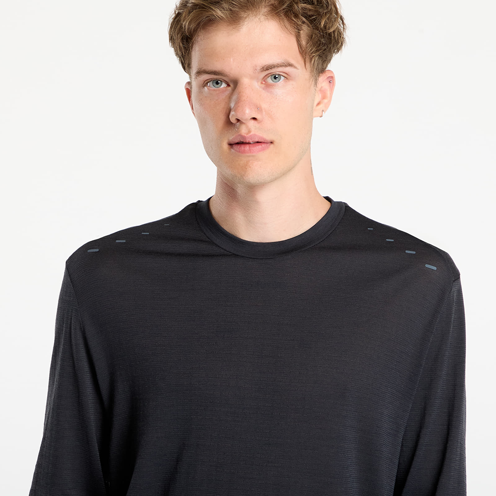 Мъжки тениски Nike Run Wool Men's Dri-FIT ADV Long-Sleeve Running Top Black/ Anthracite
