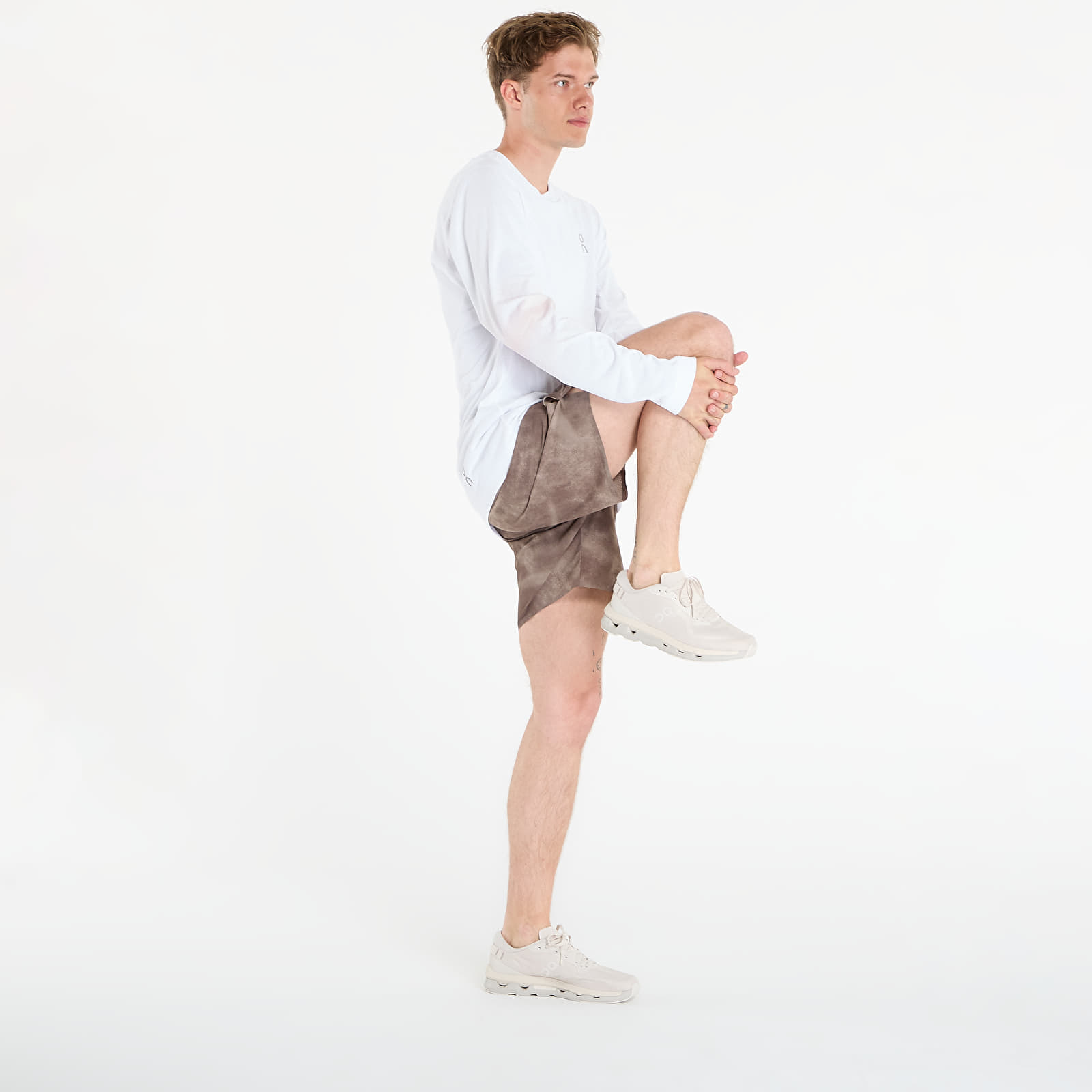 Pánské kraťasy On 7" Performance Shorts AOP Cinder