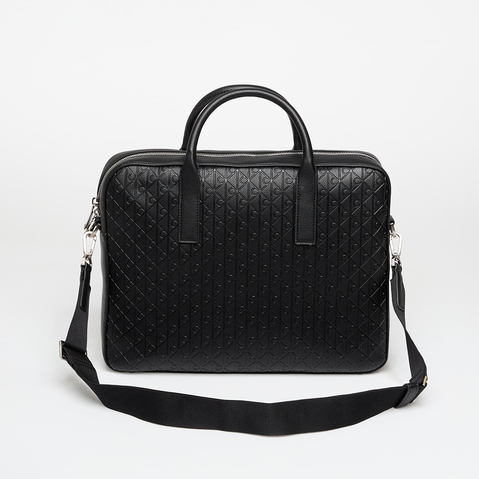 Pánské tašky přes rameno Calvin Klein Emblem Emboss Commut Workbag Black