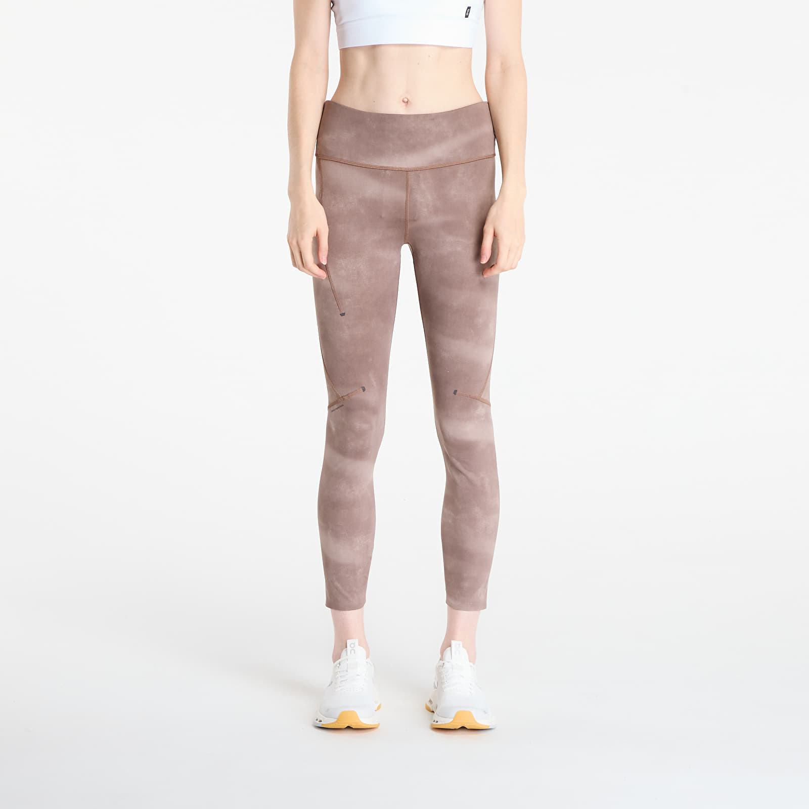 Γυναικεία κολάν On Performance Tight 7/8 AOP Cinder