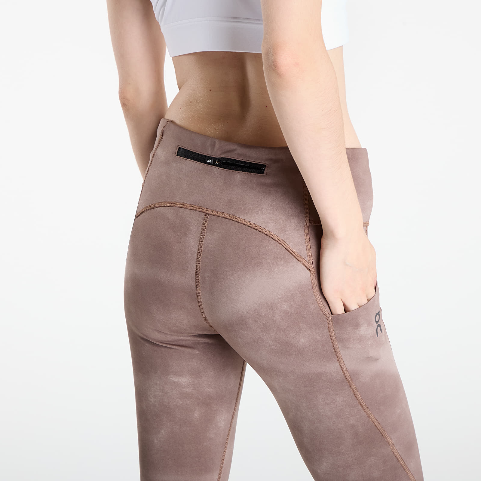 Γυναικεία κολάν On Performance Tight 7/8 AOP Cinder