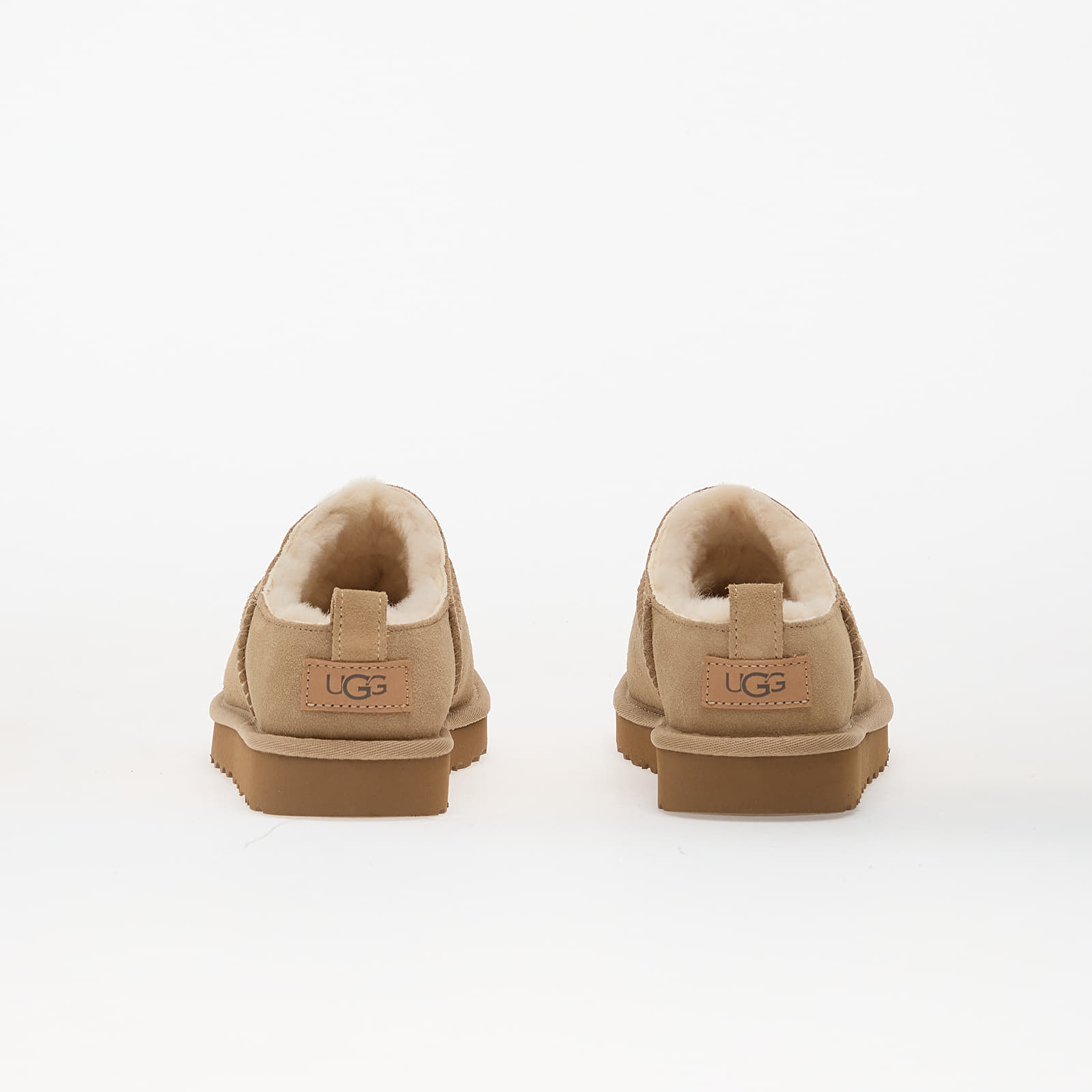 Sieviešu kedas un apavi UGG W Classic Micro Sand