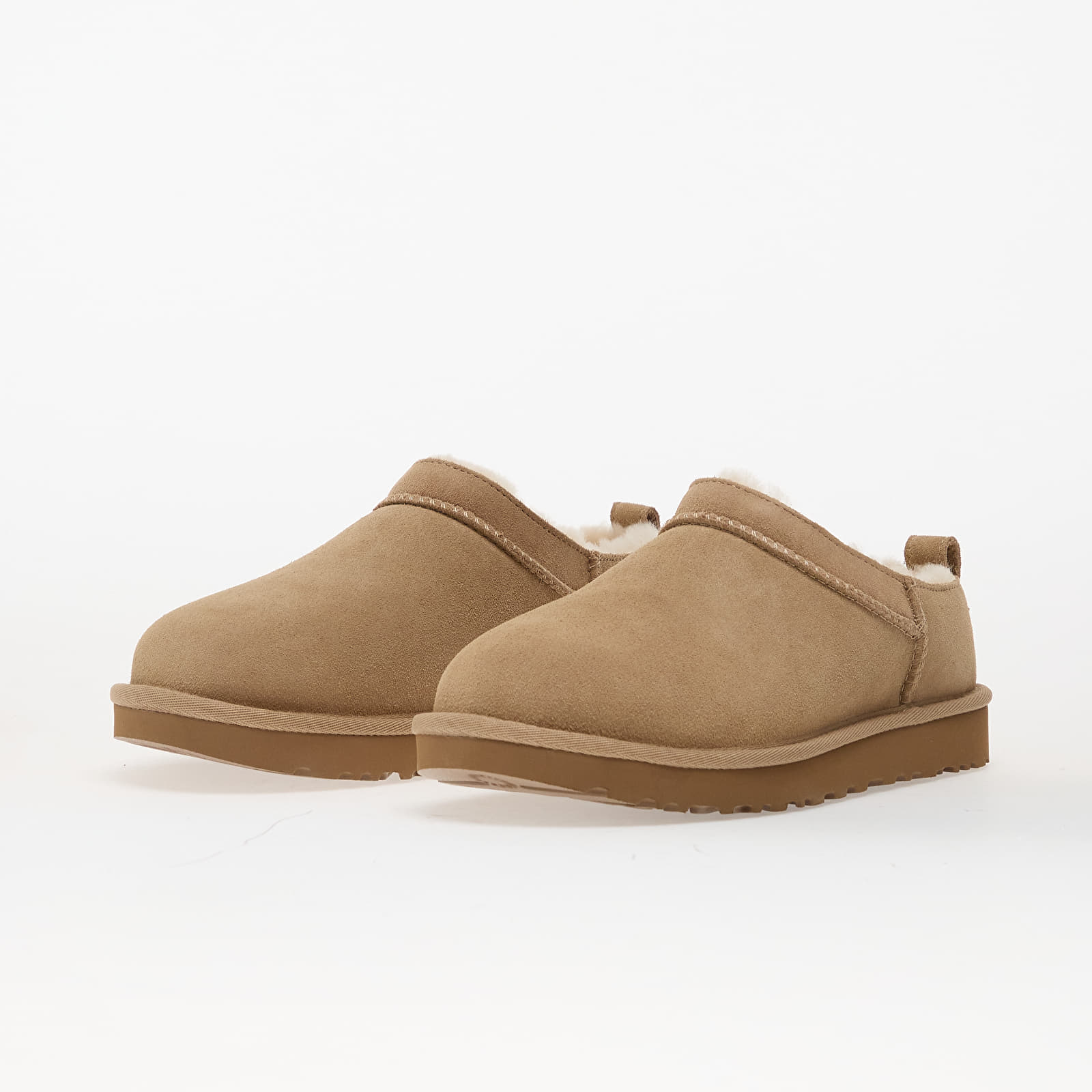 Sieviešu kedas un apavi UGG W Classic Micro Sand