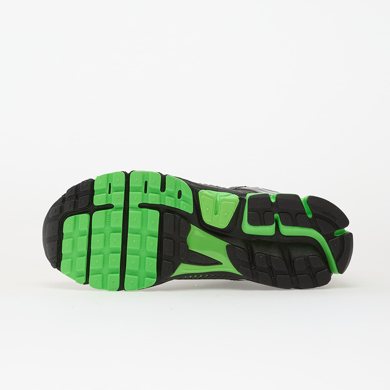Vīriešu čības un apavi Nike Zoom Vomero 5 Se Mtlc Pewter/ Mtlc Pewter-Flat Pewter-Black-Green Strike