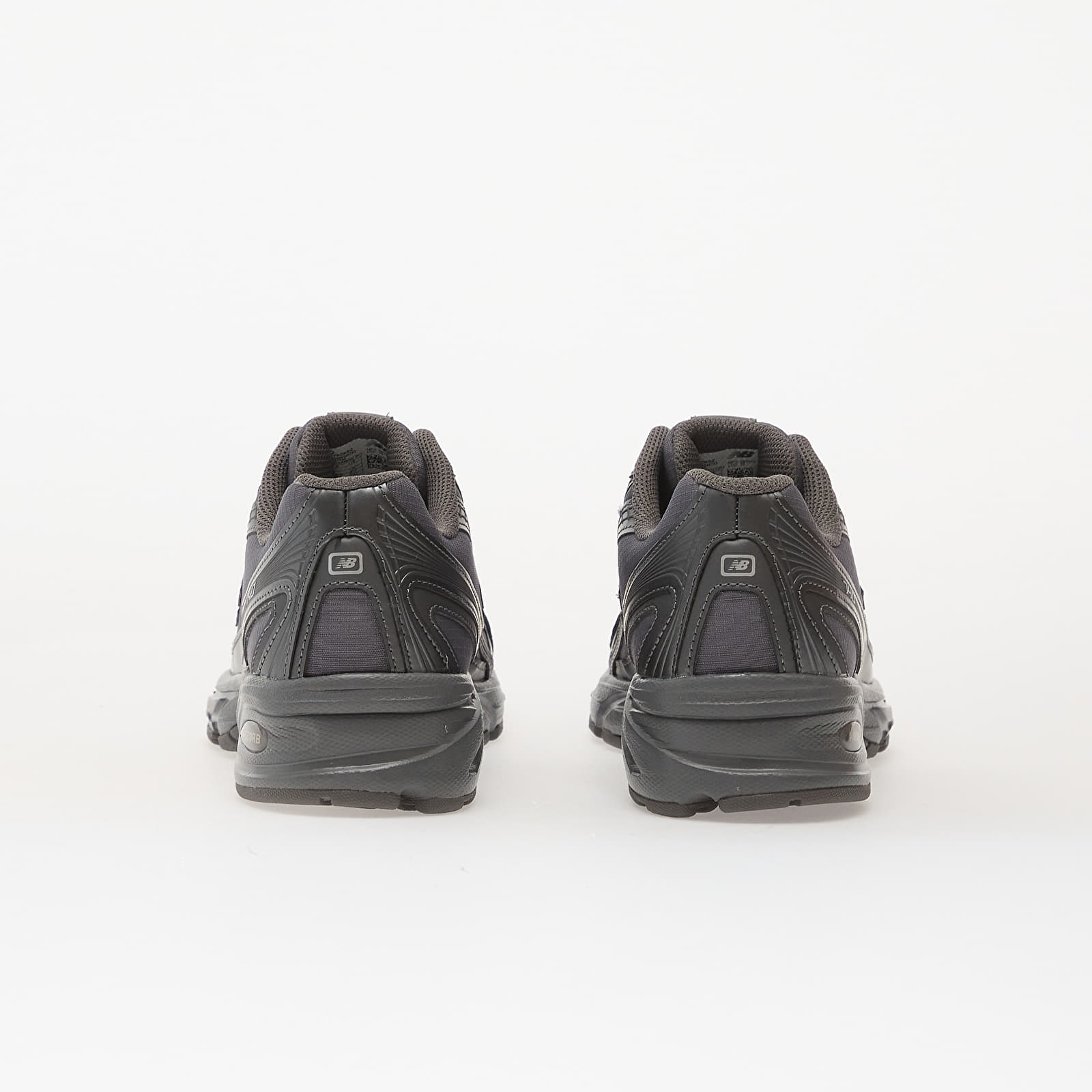 Vīriešu čības un apavi New Balance 740 Castlerock
