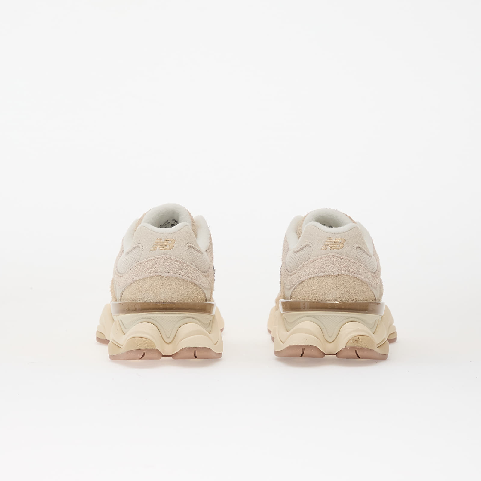 Vīriešu čības un apavi New Balance 9060 Bisque