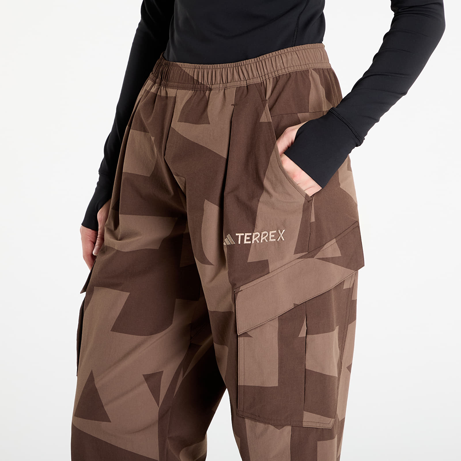 Sieviešu bikses adidas Terrex Xploric Cargo Joggers Printed Brown