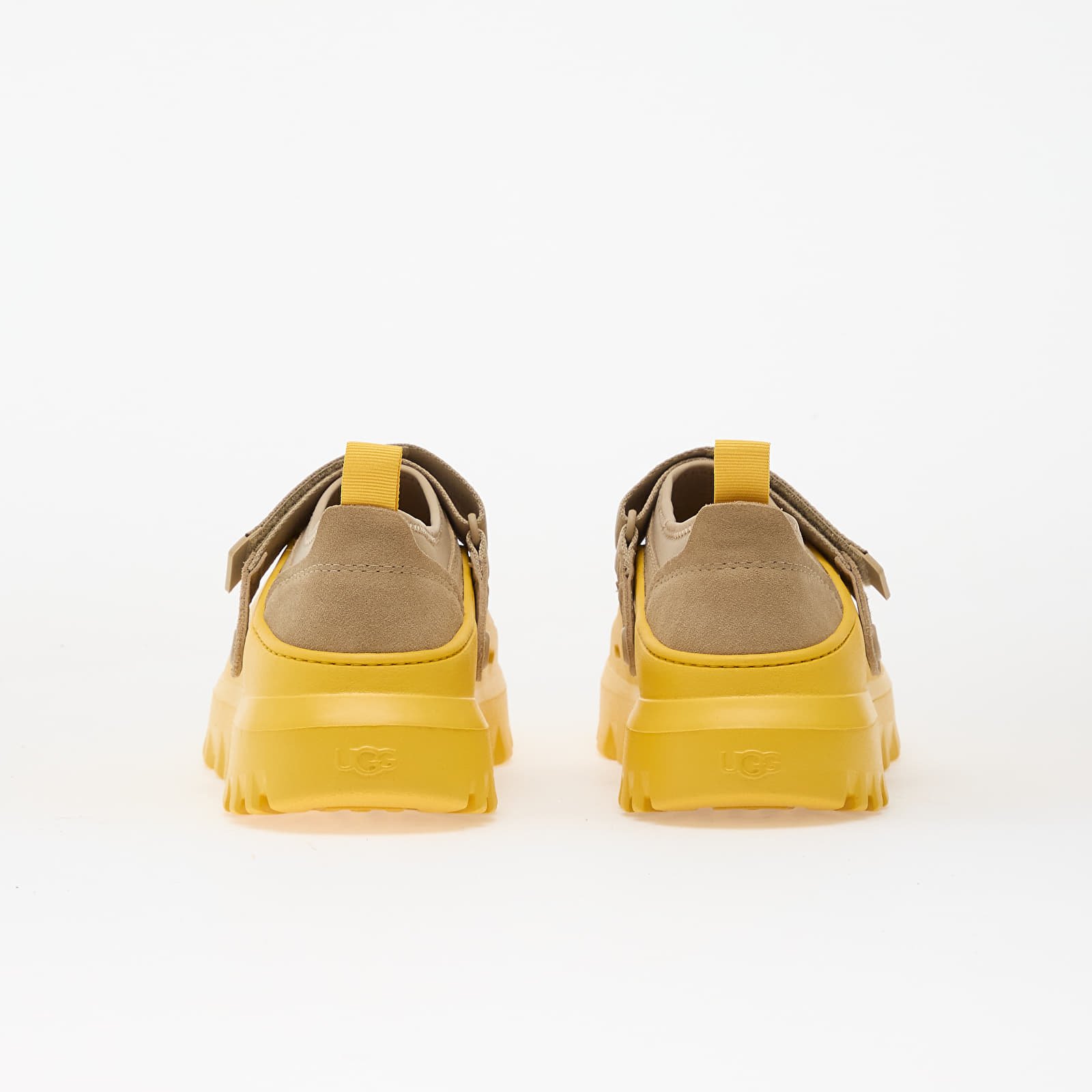 Vīriešu čības un apavi UGG M Peakmod Lowcut Mustard Seed/ Summer Wheat