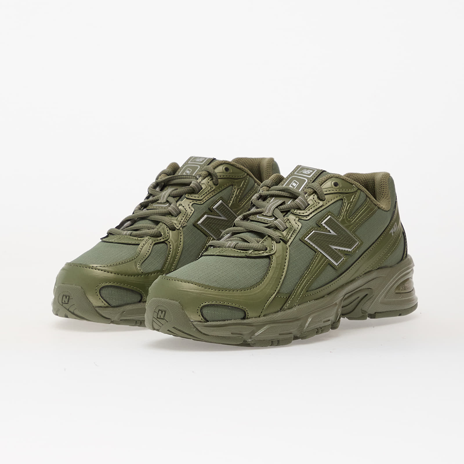 Vīriešu čības un apavi New Balance 740 Dark Olivine