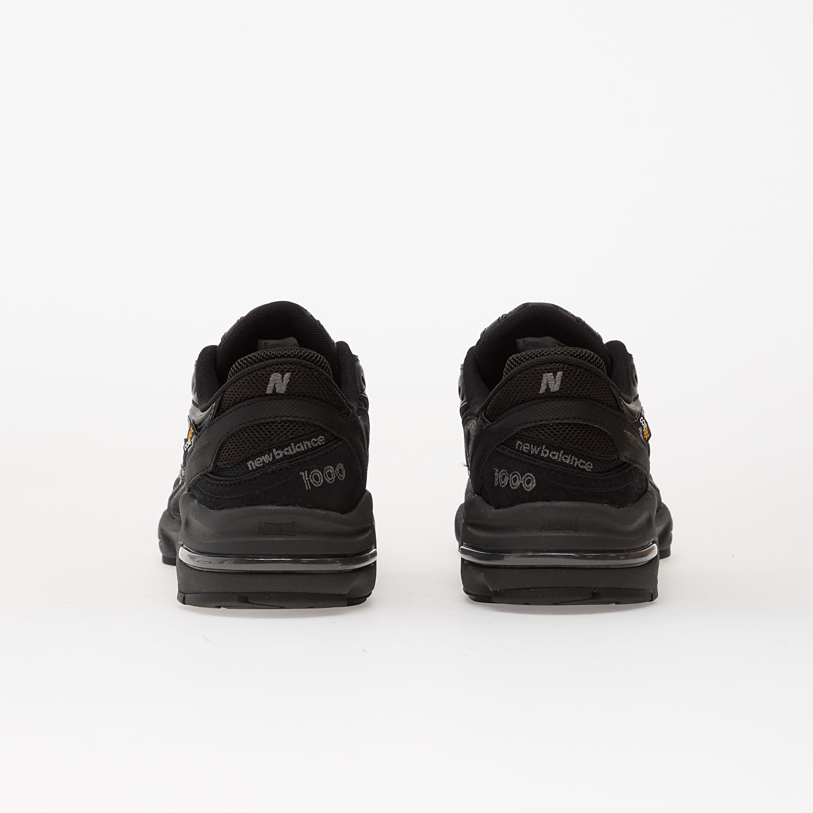 Vīriešu čības un apavi New Balance 1000 Black
