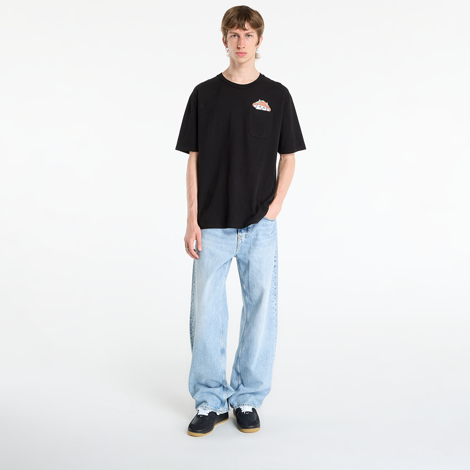 Camisetas de hombre RIPNDIP Lord Shroomy Pocket Tee Black