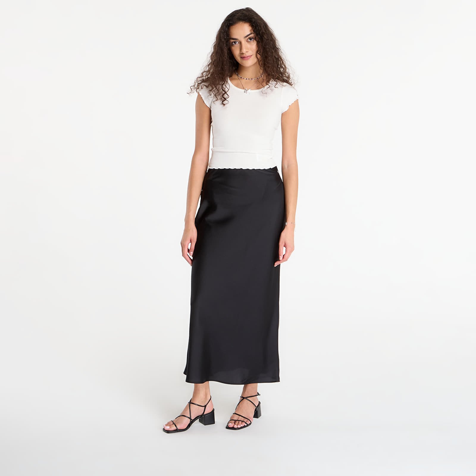 Naisten hameet GUESS Sibilla Long Satin Skirt Black