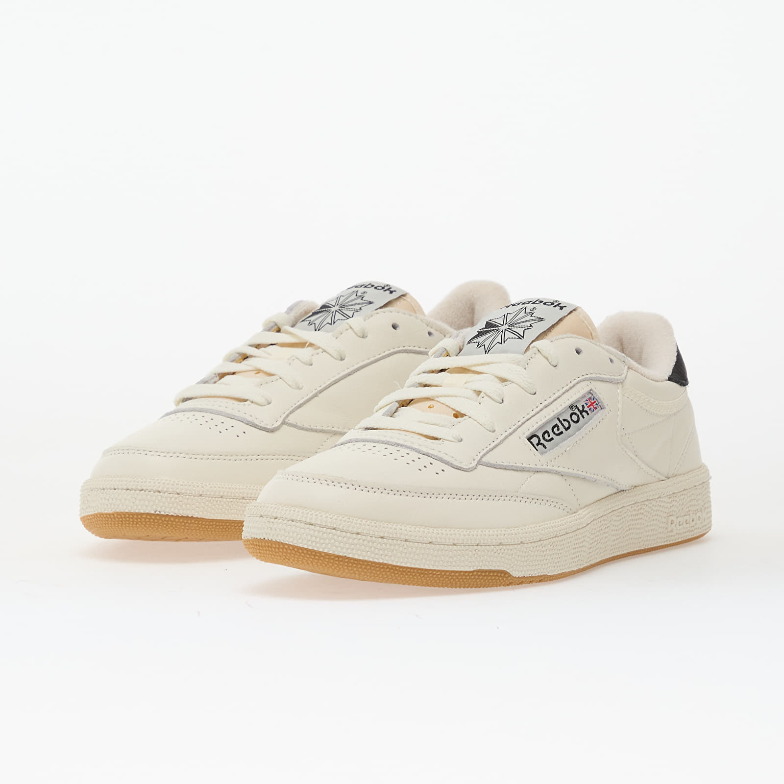 Vīriešu čības un apavi Reebok Club C 85 Vintage Chalk/ Black/ Gum