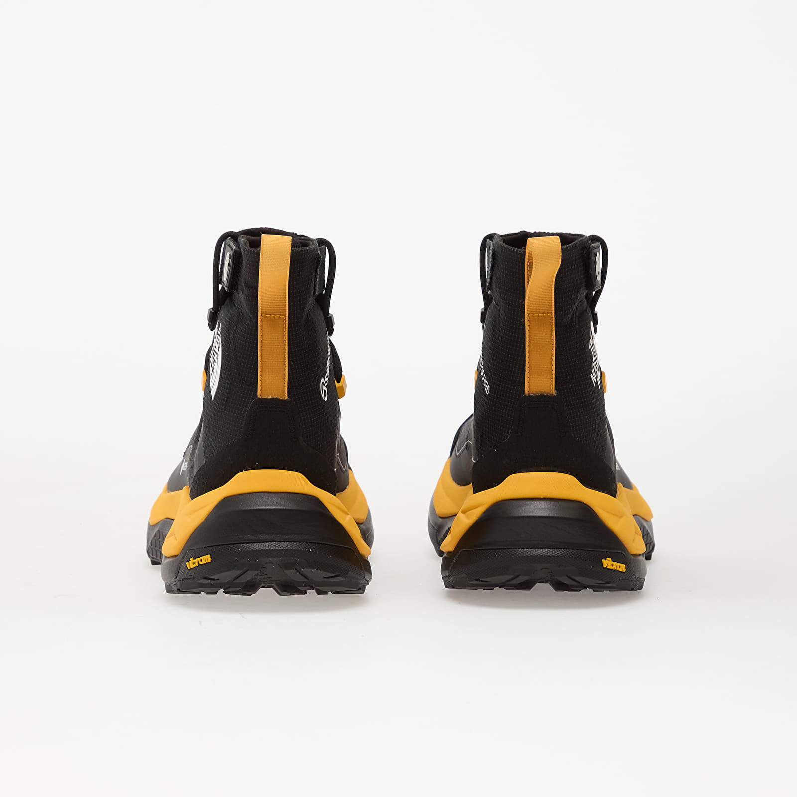 Încălțăminte și sneakerși pentru bărbați The North Face Summit Fastpack Gore-Tex TNF Black/ Summit Gold
