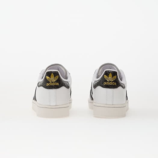 adidas gazelle silver green womens adidas Originals White Superstar 82 Sneakers main image 0