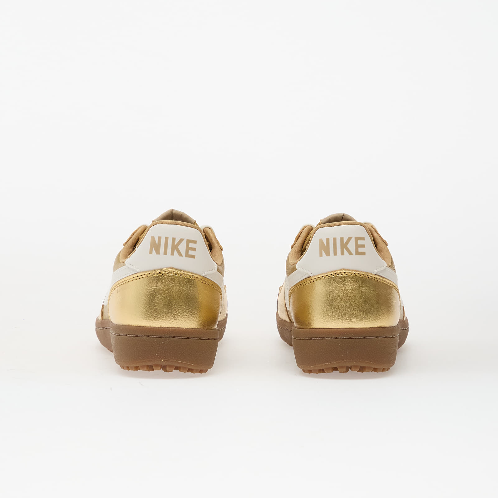 Дамски кецове и обувки Nike Wmns Field General Mtlc Gold/ Sail-Gum Dk Brown