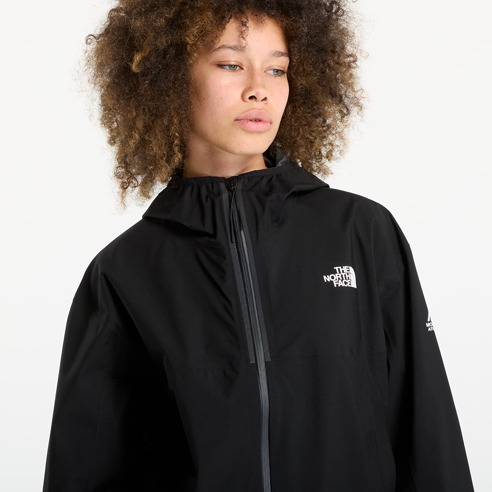 Jachete pentru femei The North Face W Mountain Athletics Rainlit Hooded Jack TNF Black