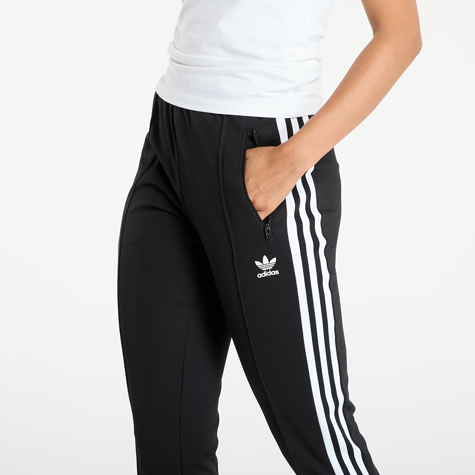 Dámské tepláky adidas Capri Trackpant Black/ White