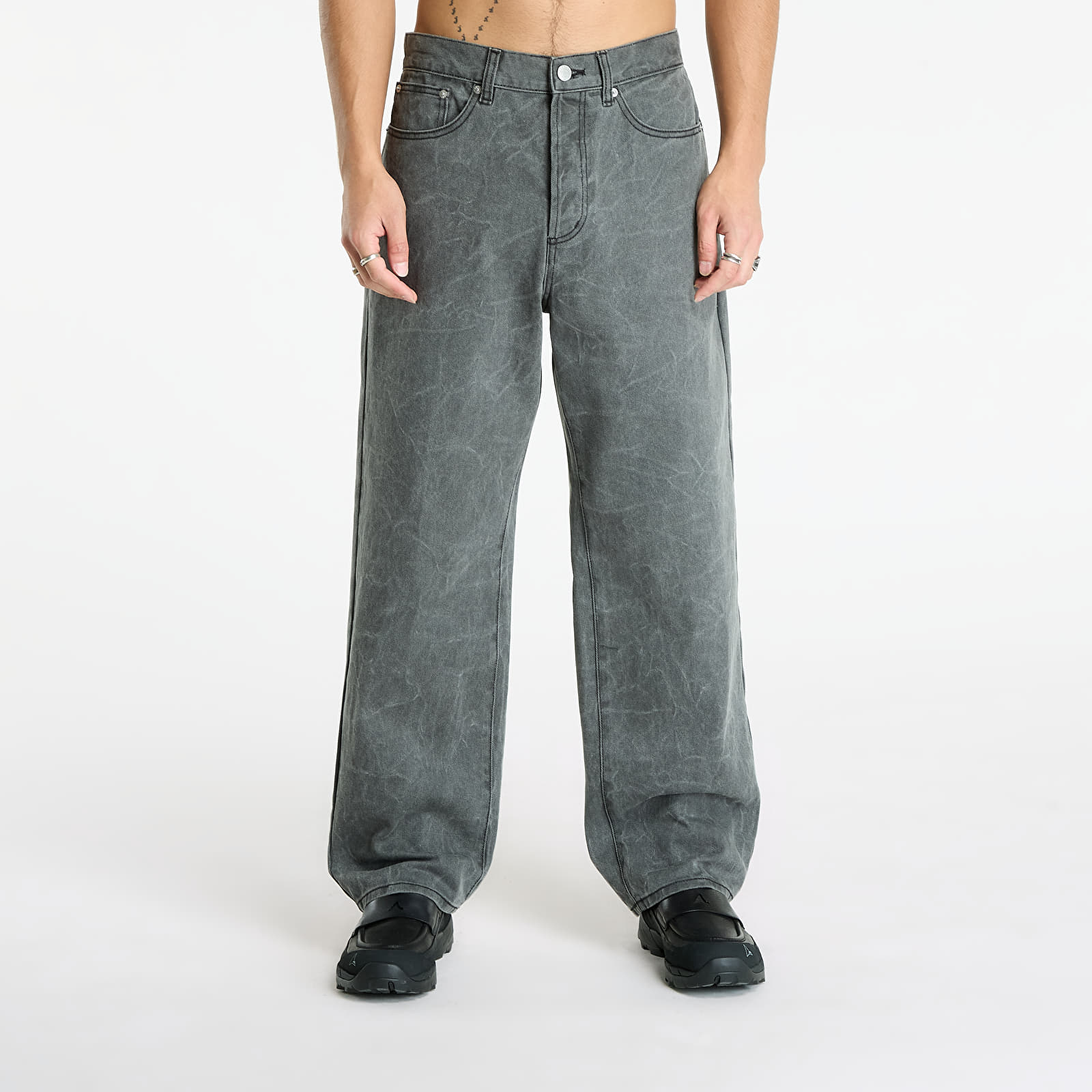 Pantaloni bărbați OBEY Classic Wrinkle Baggy Denim Black Wrinkle Wash