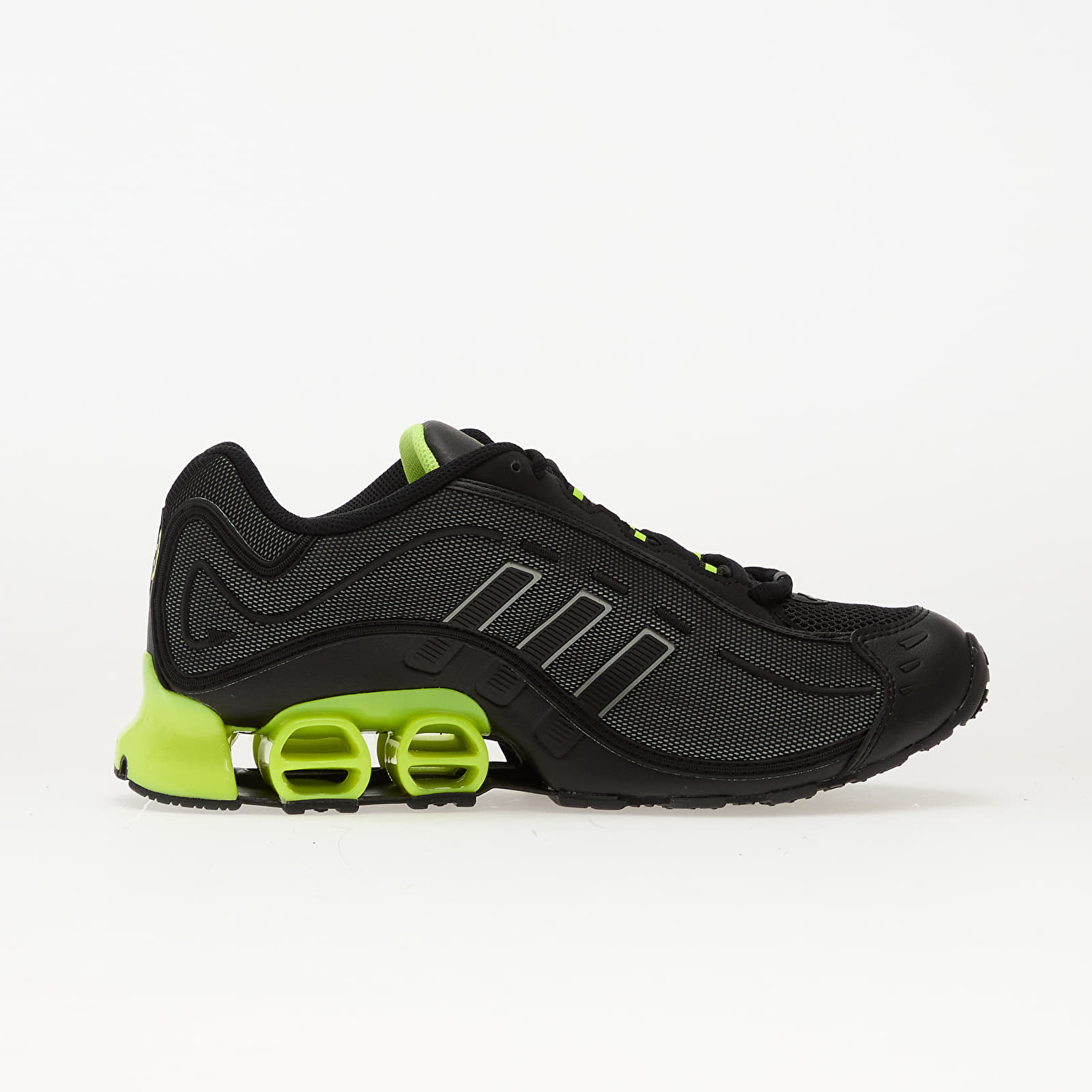 Turnschuhe und Schuhe für Männer adidas Megaride O1 Core Black/ Iron Metalic/ Solar Yellow