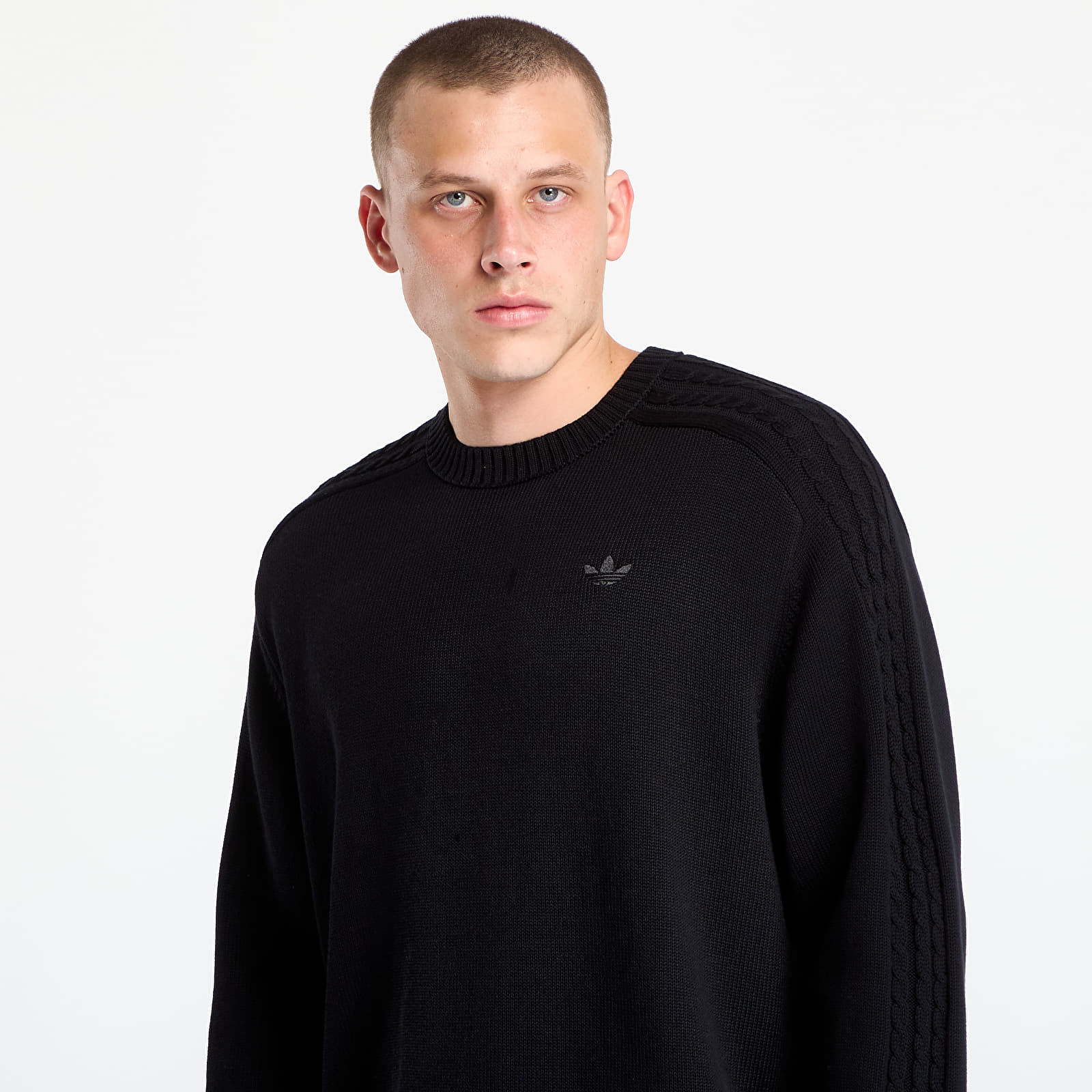 Чоловічі светри adidas Premium Essentials Knit Crewneck Black/ Semi Lucid Fuchsia