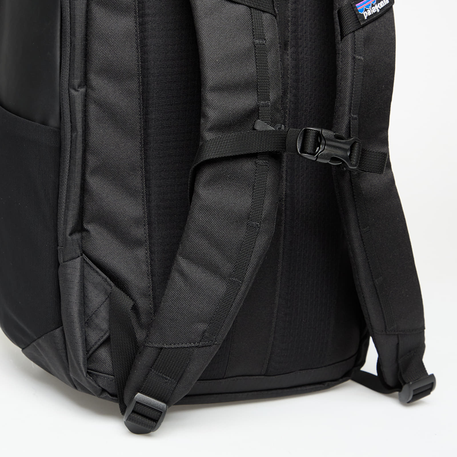 Рюкзаки Patagonia Black Hole Pack 32L Black
