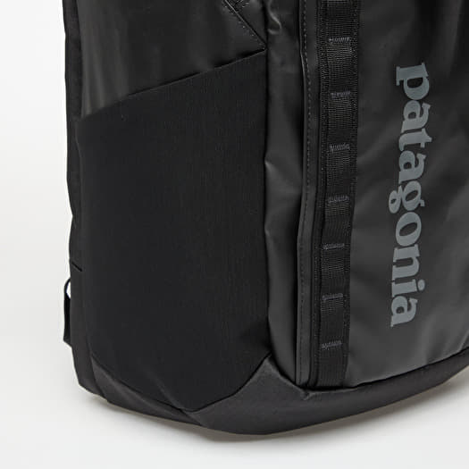 mochila patagonia black hole 25L Pack Thanks to the proven Black Hole material Patagonia Black Hole Backpack -