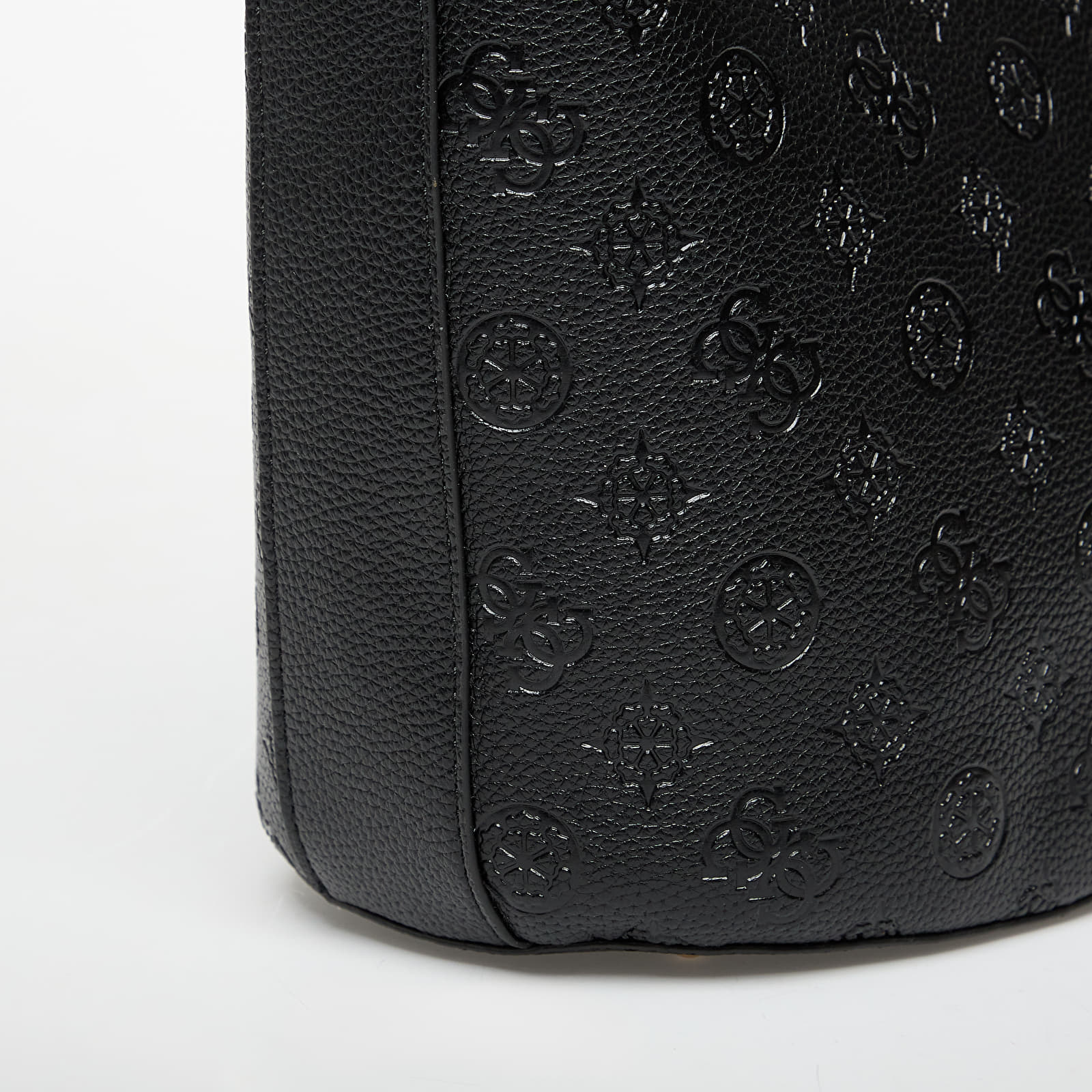 Kabelky GUESS  Cresidia Ii Bucket Black