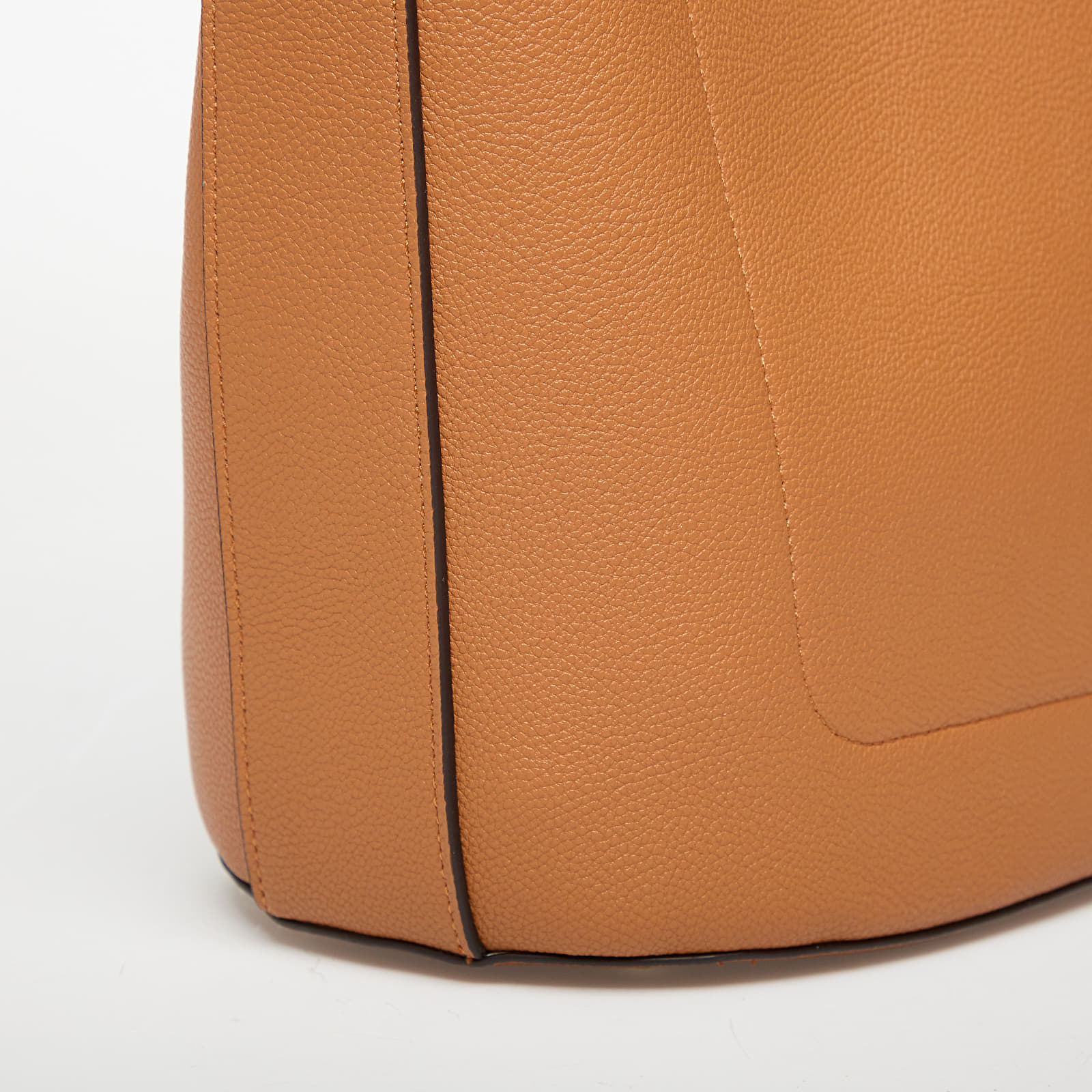 Håndvesker GUESS  Meridian Ii Bucket Cognac