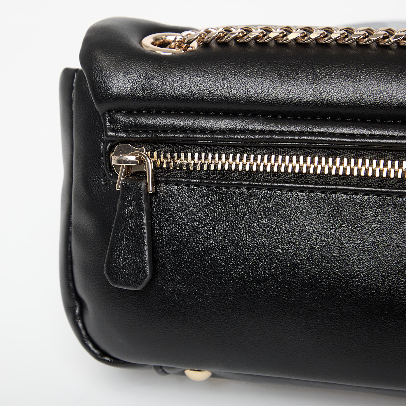 Skuldervesker GUESS  Sunetra Mini Cnvrtbl Xbdy Flap Black