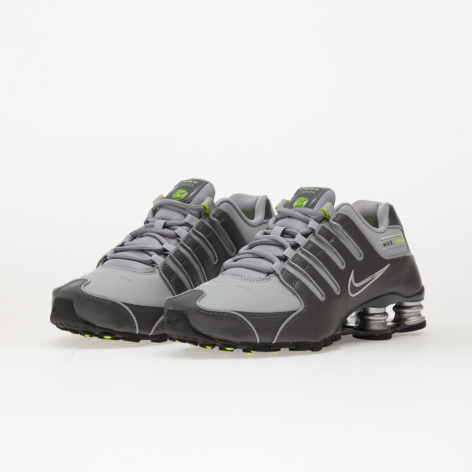 Vīriešu čības un apavi Nike Shox NZ Dark Grey/ Dark Grey-Wolf Grey-Volt