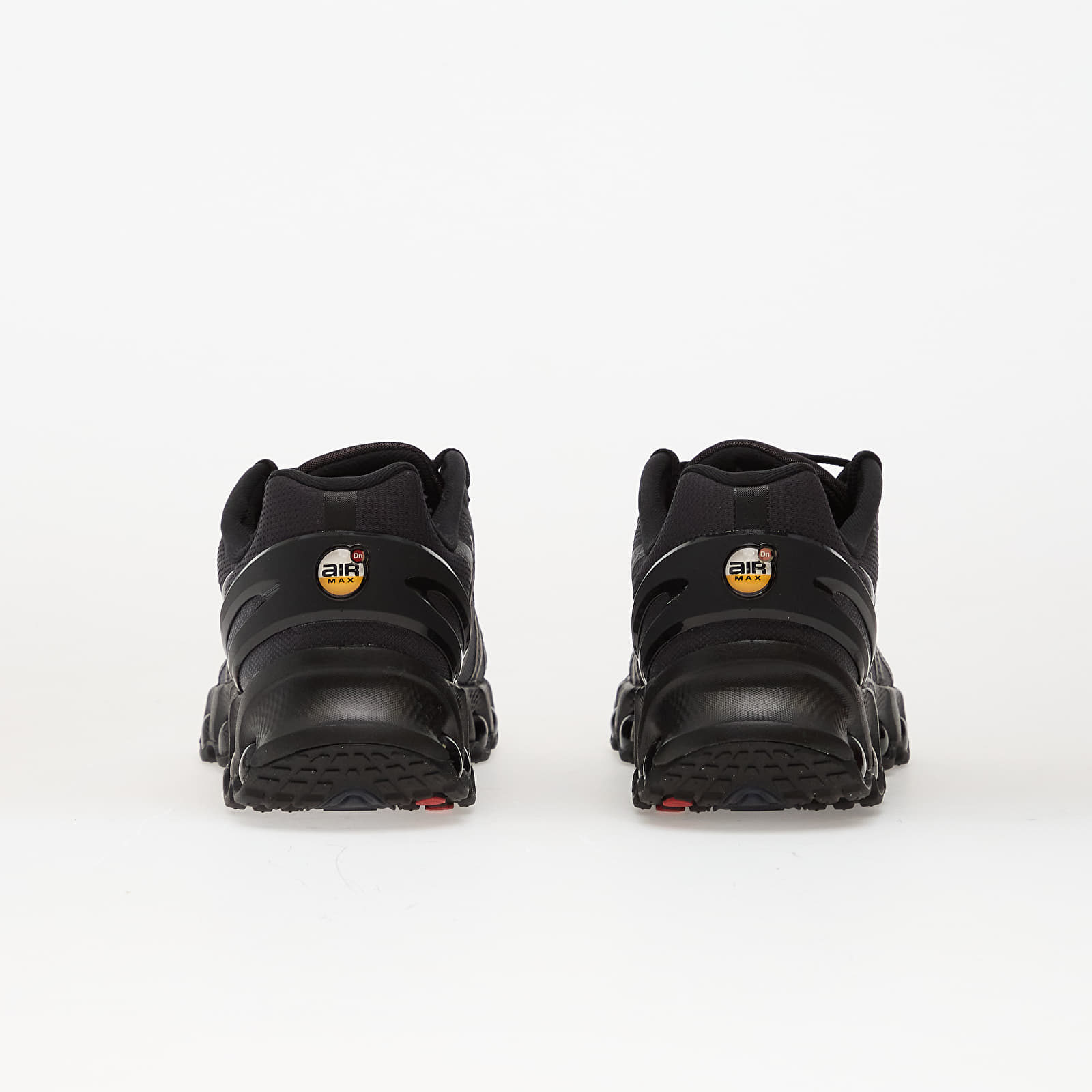 Men's sneakers and shoes Nike Air Max Dn8 Black/ Anthracite-Black-Anthracite