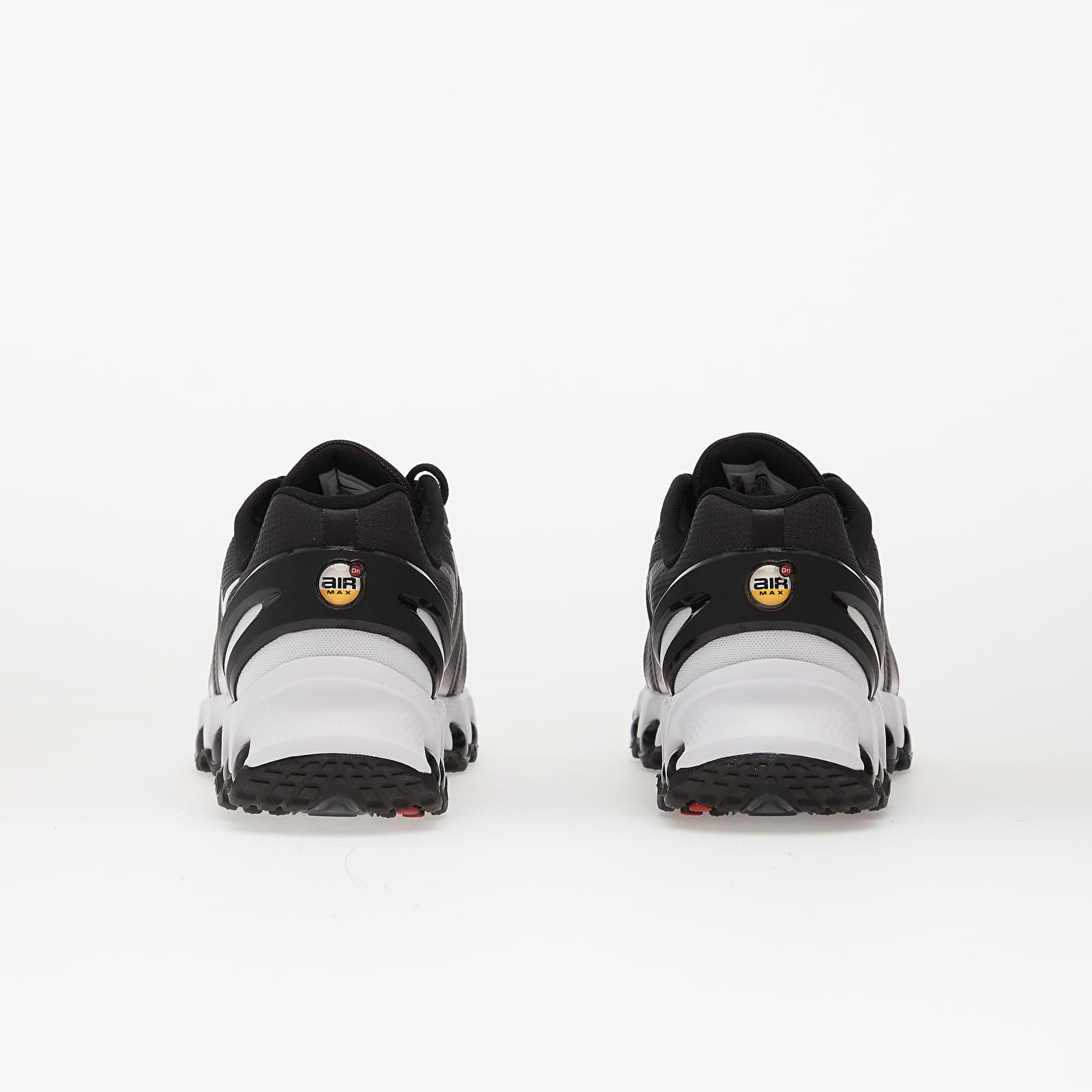 Men's sneakers and shoes Nike Air Max Dn8 Black/ White-Black-Black