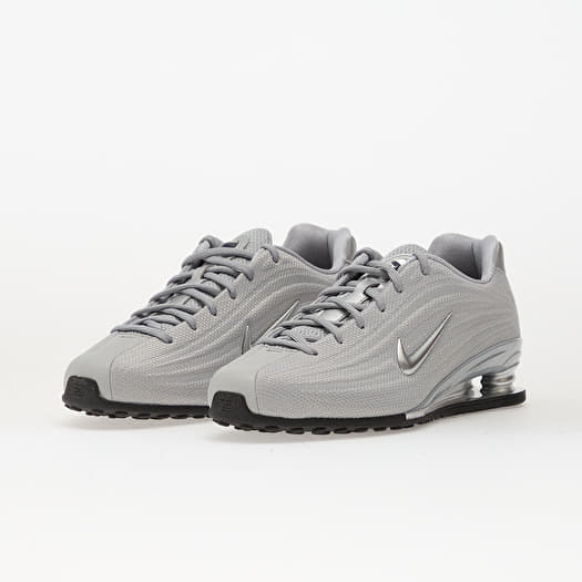Nike Shox シルバー Nike W Shox Z Silver/ Silver-Black-Metallic Silver | Queens