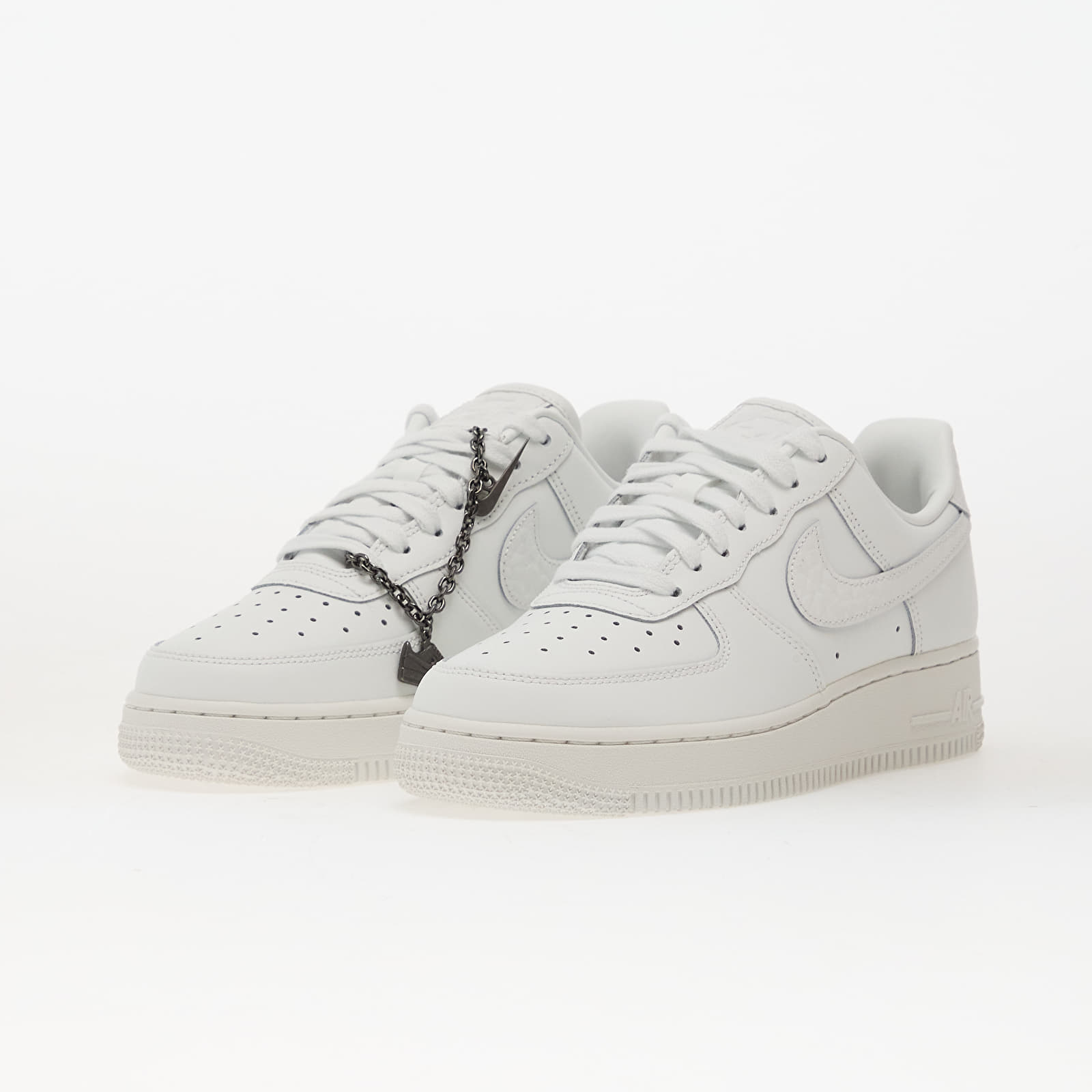 Women's sneakers and shoes Nike W Air Force 1 '07 Lo Summit White/ Summit White-White