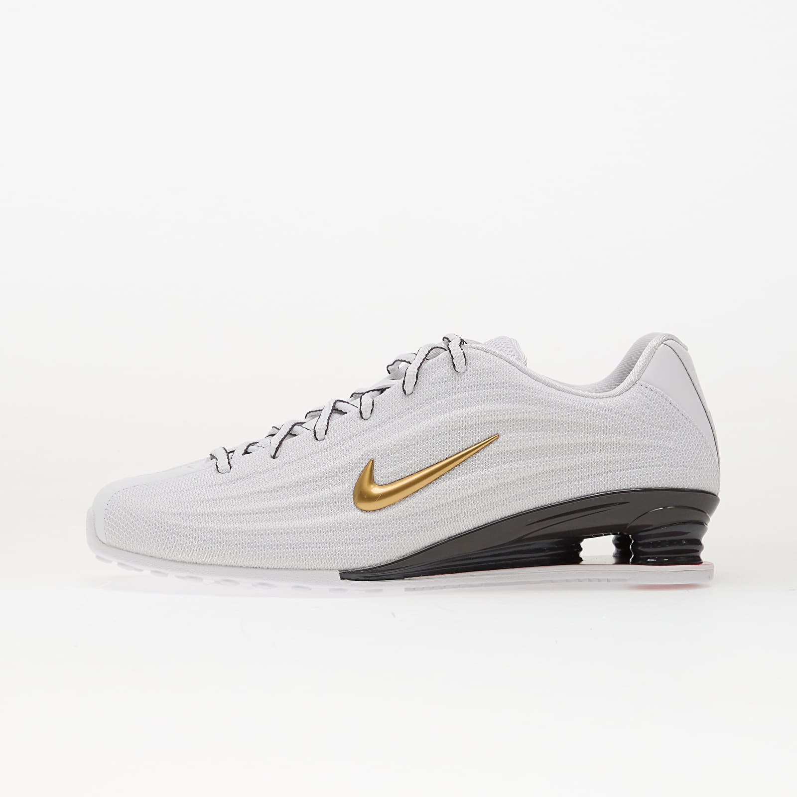 Sieviešu kedas un apavi Nike W Shox Z White/ Varsity Red-Metallic Gold