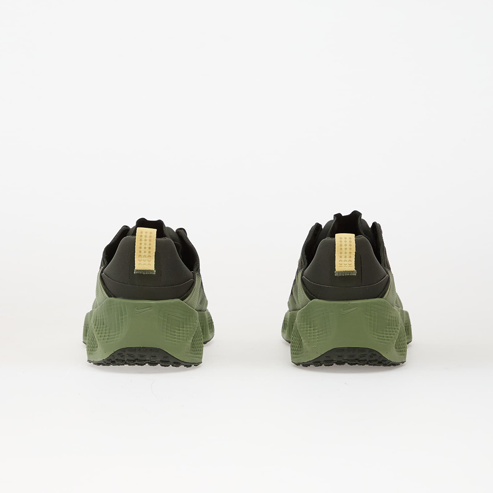 Vīriešu čības un apavi Nike Ava Rover Sequoia/ Soft Yellow-Oil Green