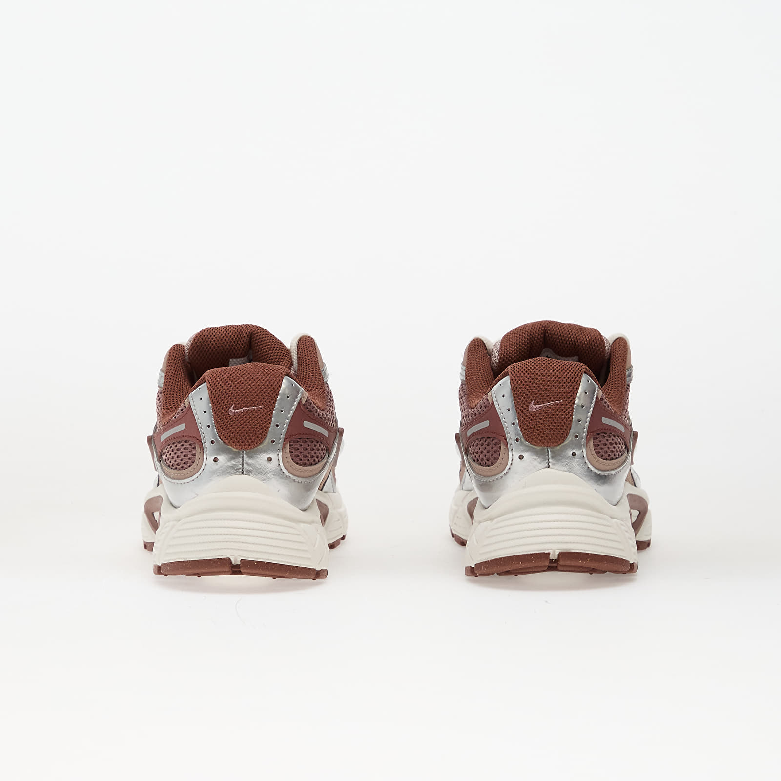 Sieviešu kedas un apavi Nike V5 Rnr Smokey Mauve/ Metallic Silver-Red Sepia