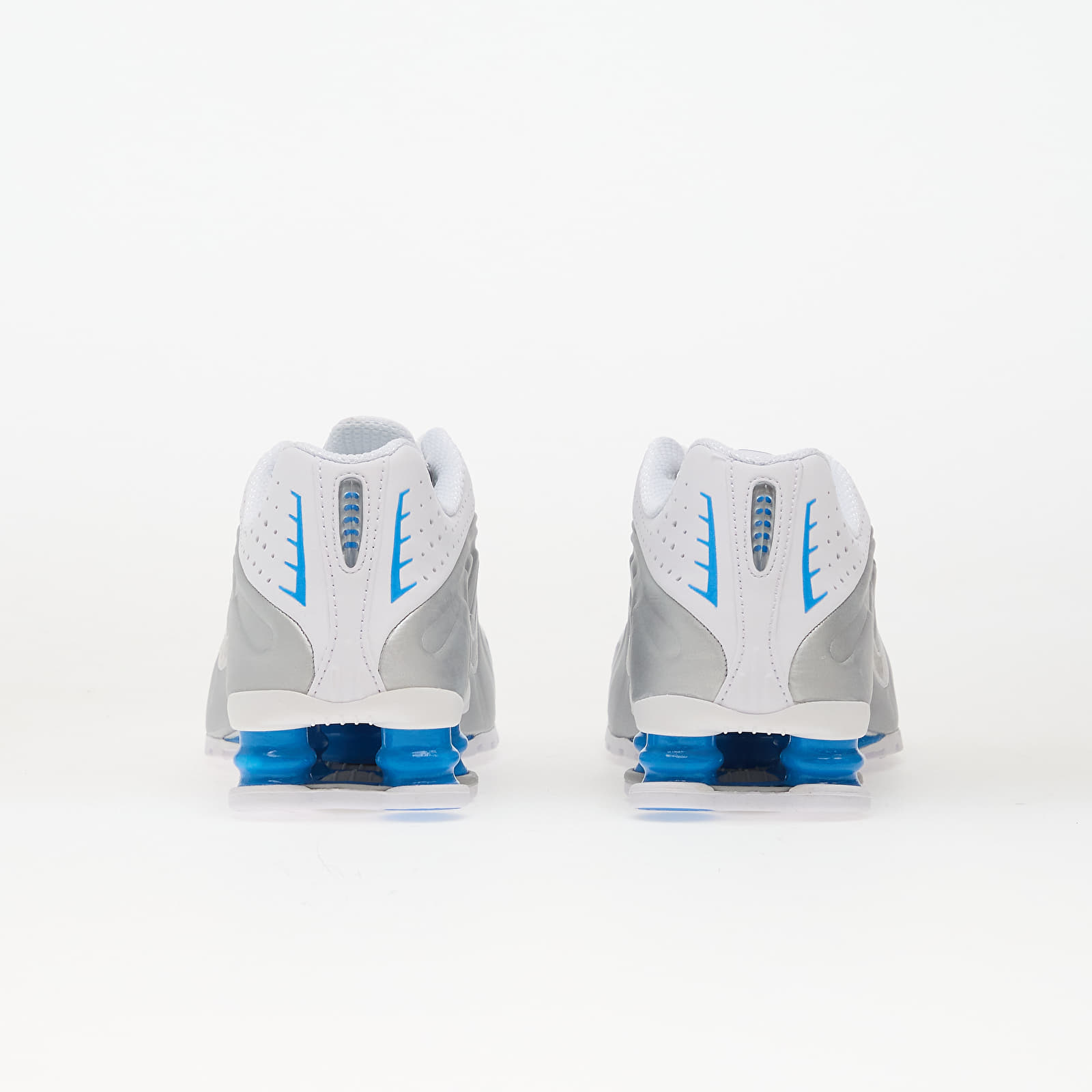Women's sneakers and shoes Nike Shox R4 White/ Metallic Silver-Blue Hero