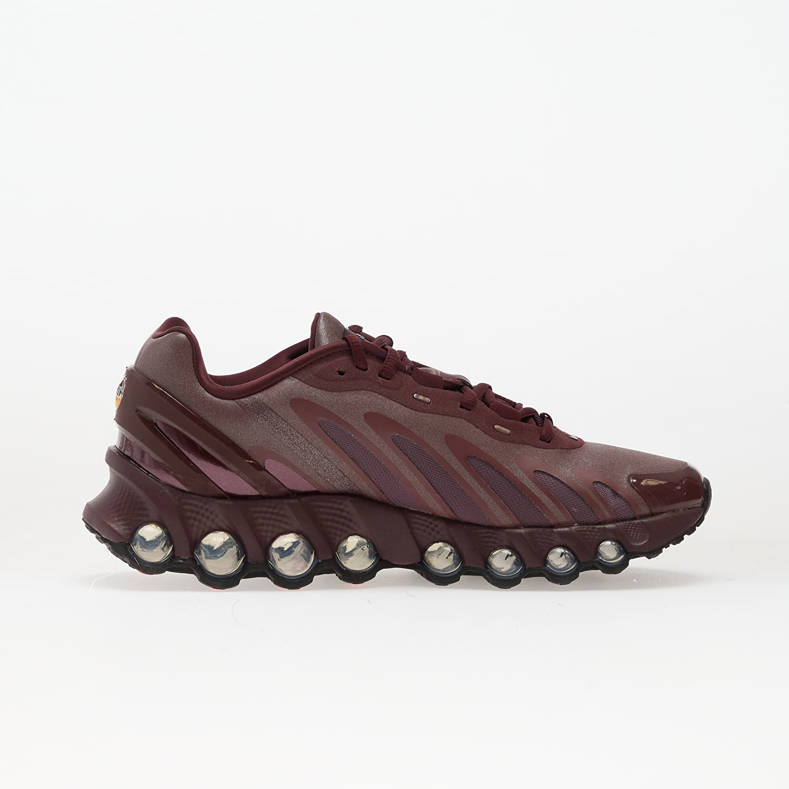 Sieviešu kedas un apavi Nike Air Max Dn8 Burgundy Crush/ Black-Burgundy Crush