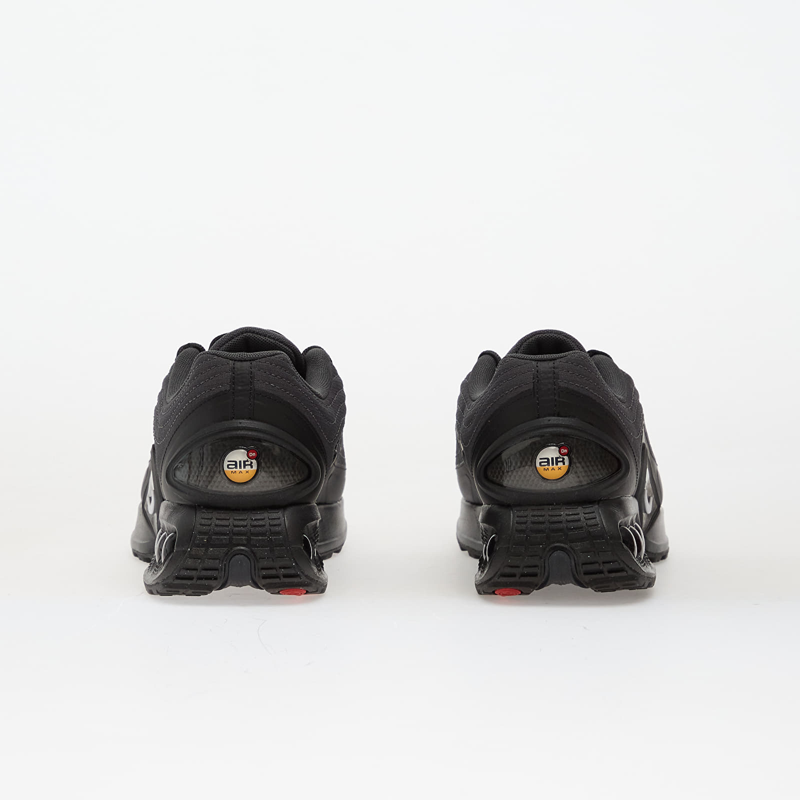 Vīriešu čības un apavi Nike Air Max Dn Winterized Anthracite/ White-Black-Anthracite