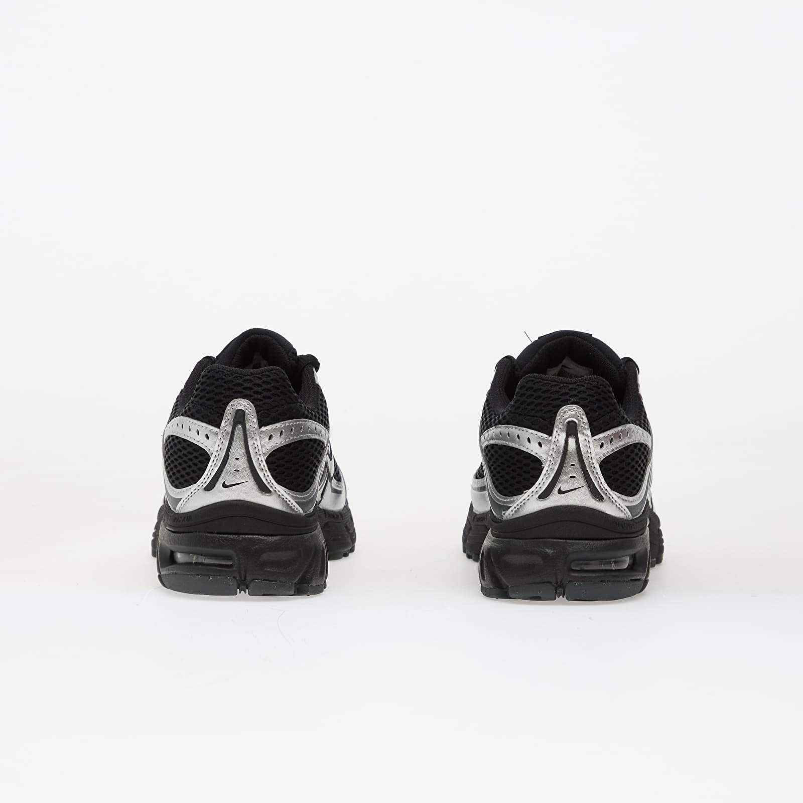 Sneakers und Schuhe für Frauen Nike W Air Max Moto 2K Black/ Black-Metallic Silver-Anthracite