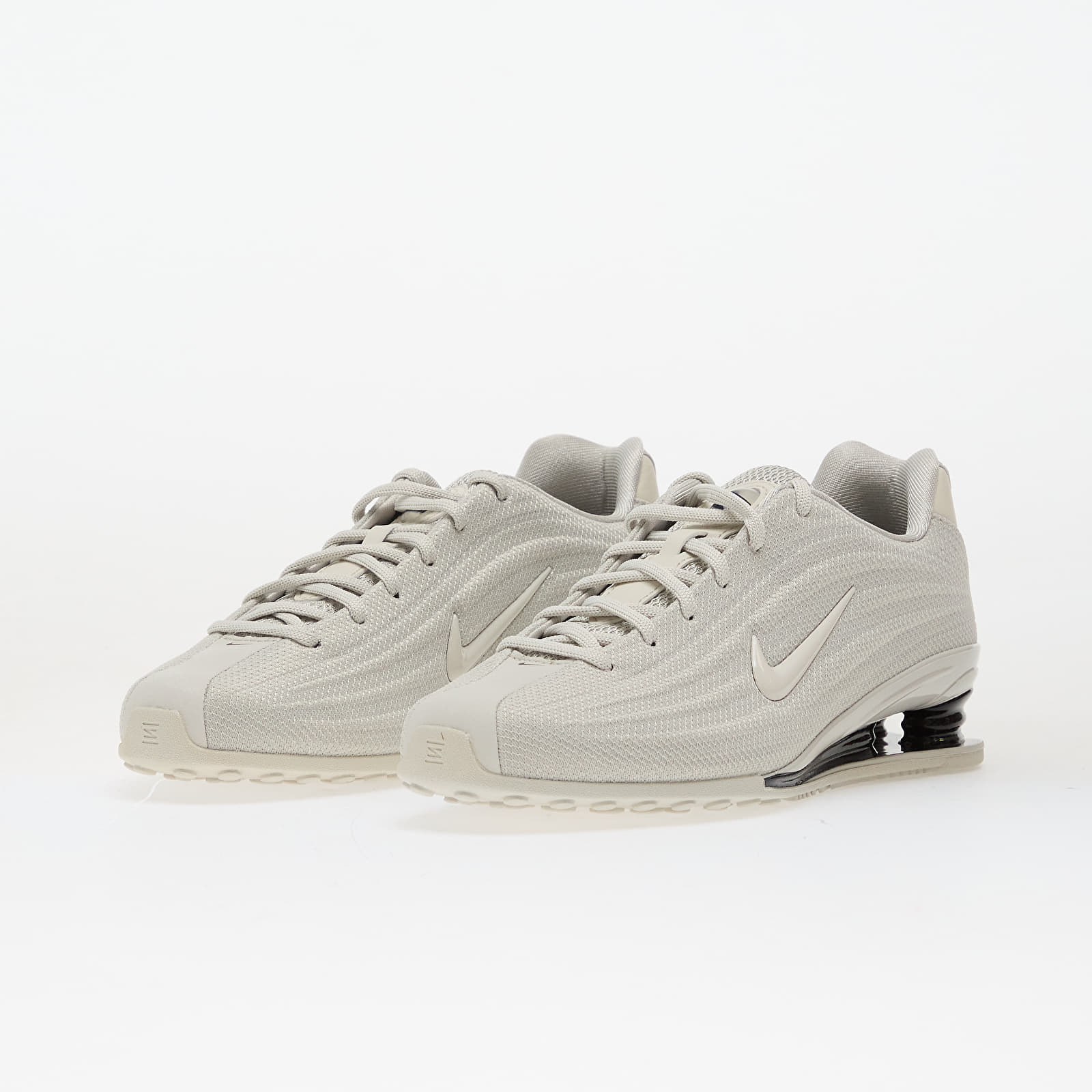 Moteriški sportiniai bateliai ir avalynė Nike W Shox Z Light Bone/ Light Bone-Black-Phantom