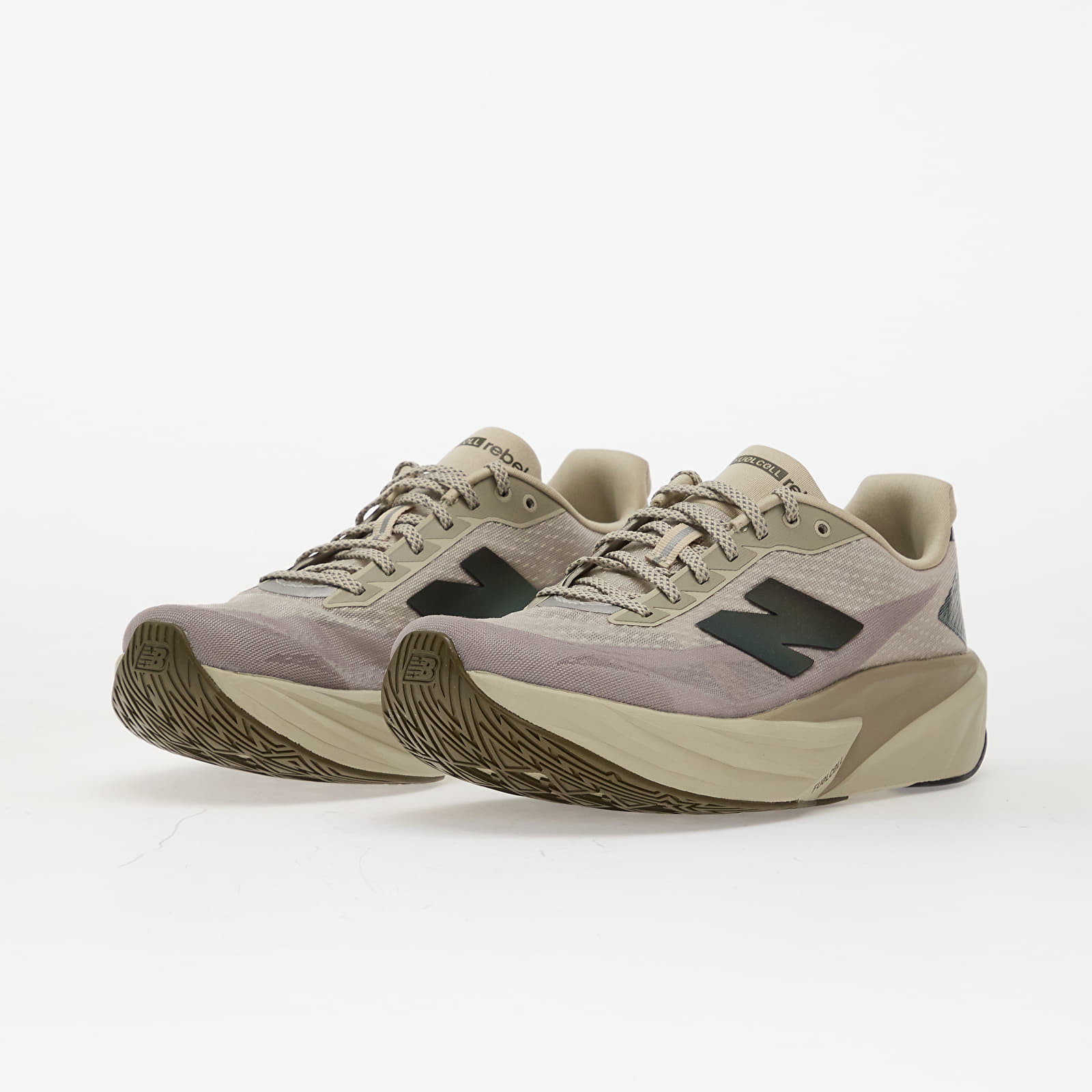 Vīriešu čības un apavi New Balance Rebel Dream State