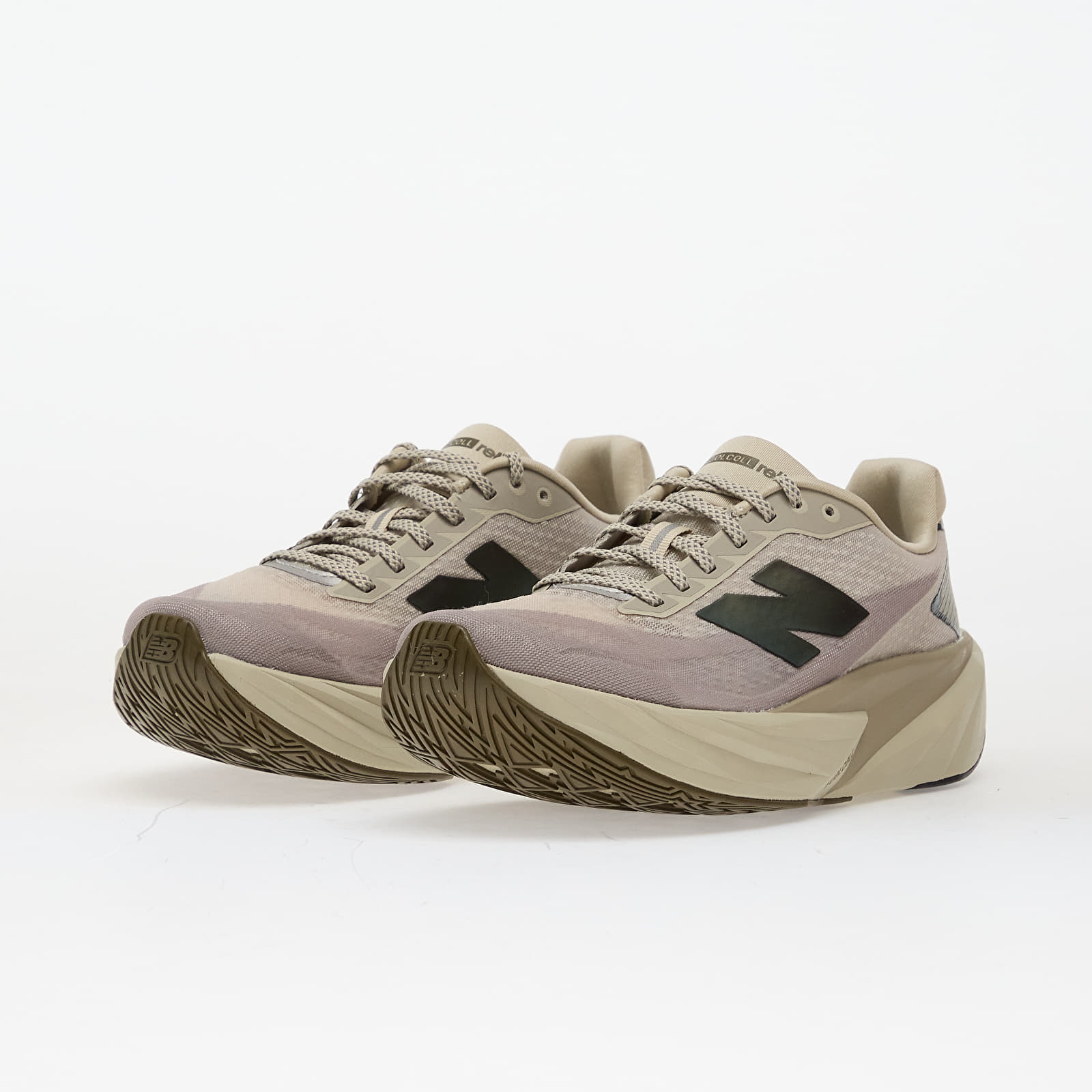 Sieviešu kedas un apavi New Balance Rebel Shipyard