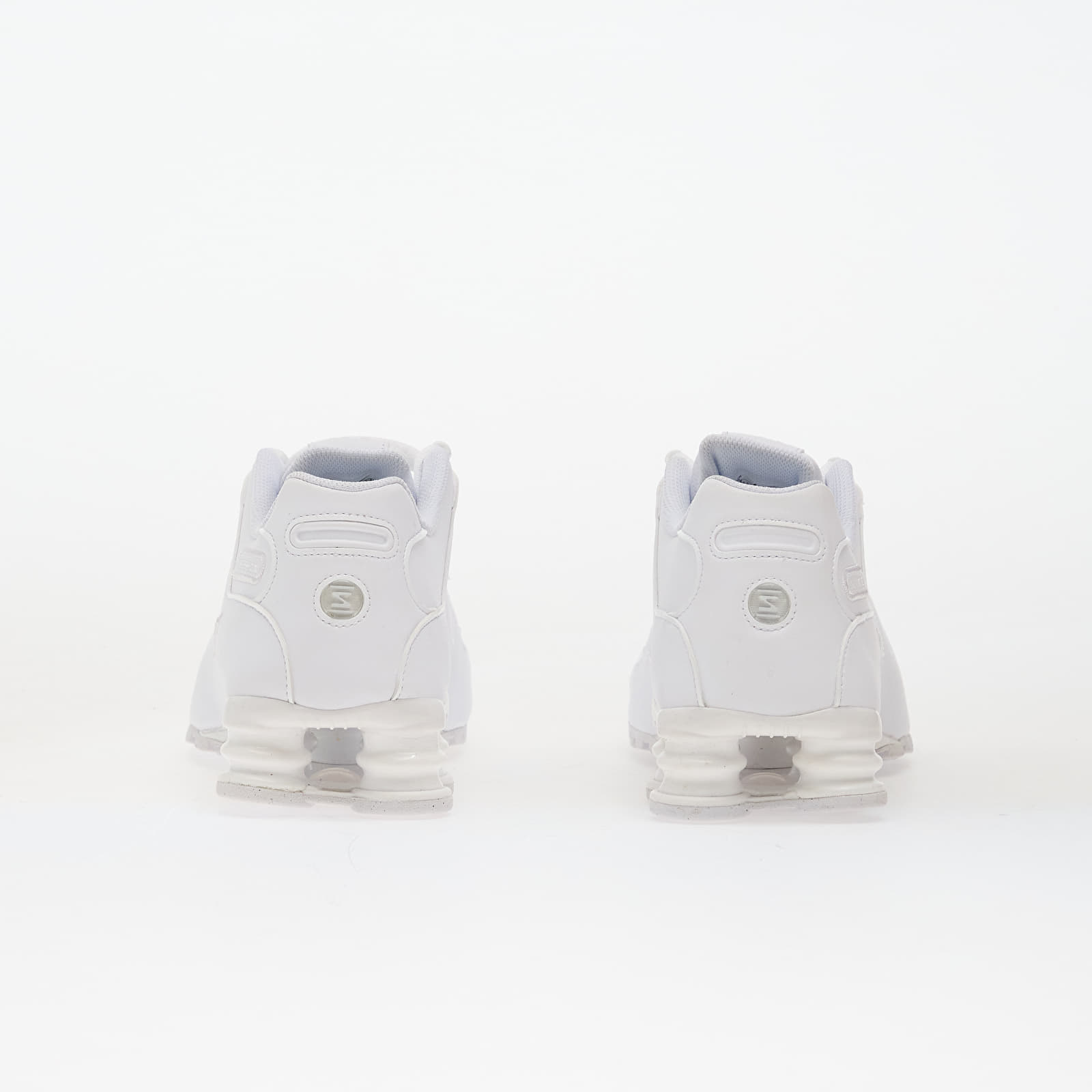 Vīriešu čības un apavi Nike Shox Nz White/ White