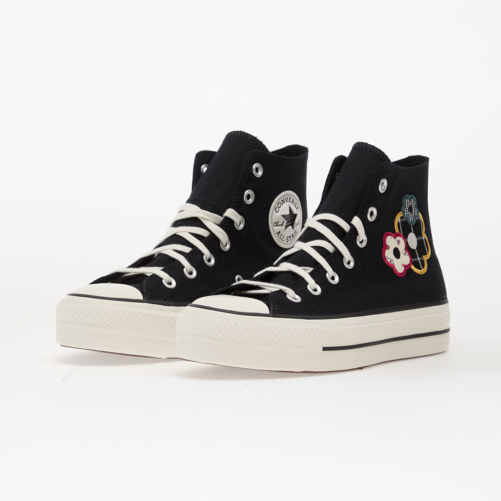 Sieviešu kedas un apavi Converse Chuck Taylor All Star Lift Platform Floral Patchwork Hi Black/ White/ Sunny Angle