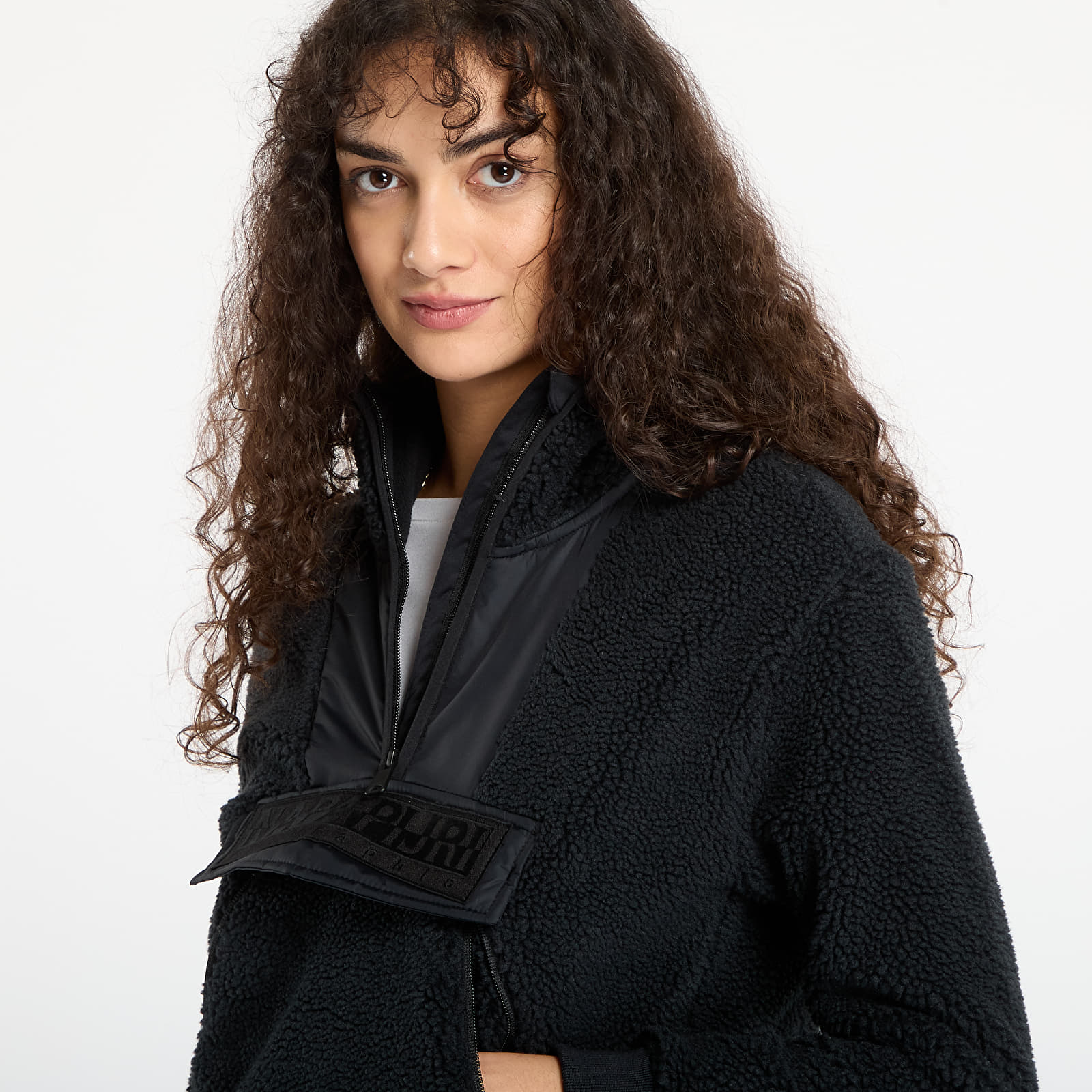 Jakne  Napapijri T-Seline Hzh W Black