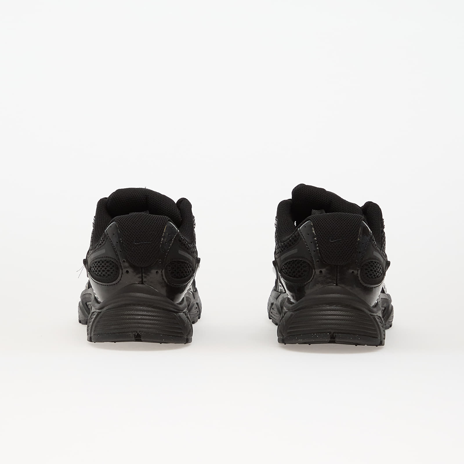 Încălțăminte și sneakerși pentru femei Nike V5 Rnr Black/ Black-Anthracite