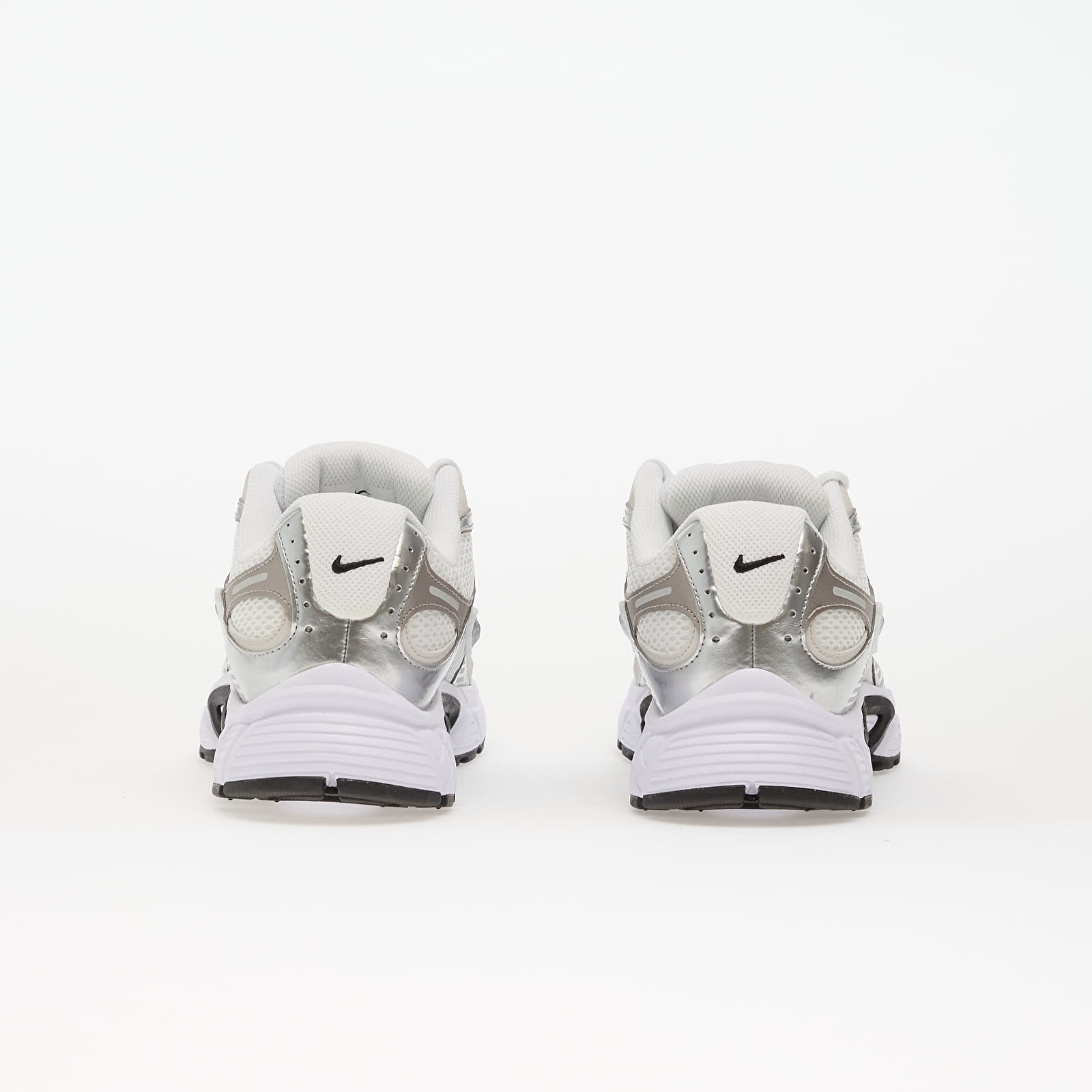 Vīriešu čības un apavi Nike V5 Rnr White/ Black-Vast Grey-College Grey